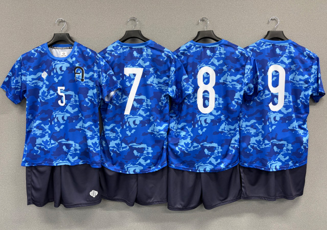 全160デザイン掲載簡単注文でサッカー＆フットサルオリジナルユニフォームを作ろう