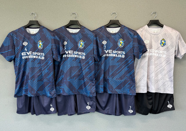 全160デザイン掲載簡単注文でサッカー＆フットサルオリジナルユニフォームを作ろう