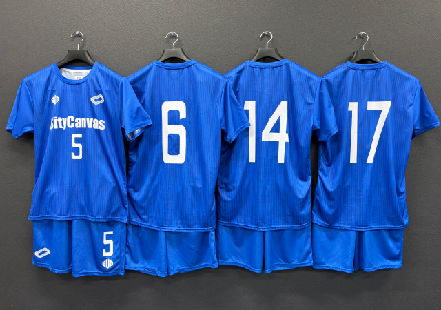 全160デザイン掲載簡単注文でサッカー＆フットサルオリジナルユニフォームを作ろう