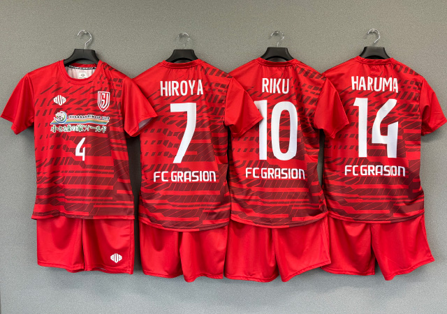 全160デザイン掲載簡単注文でサッカー＆フットサルオリジナルユニフォームを作ろう